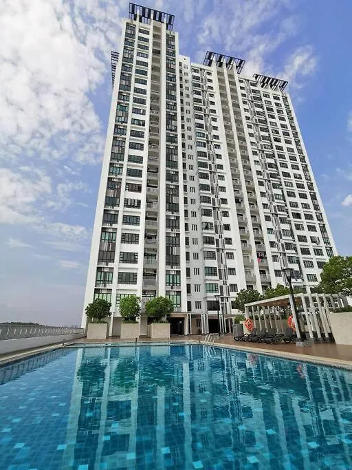 Apartment Skyview 0505 6Pax Aeon Lego Netlflix 100Mbps Stay Johor Bahru